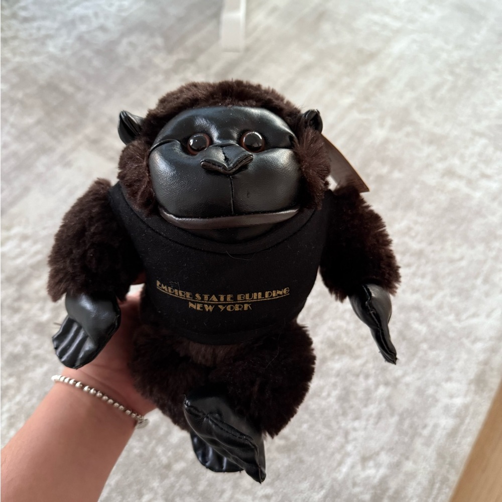 NEW King Kong Empire State Building New York stuffed animal